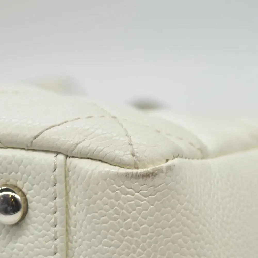 $3500 Chanel Caviar Quilted XL Grand Shopping Tote GST White